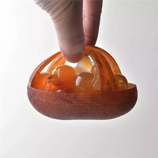 翡翠原石场口名玉雕界中有这样一个大果园，让人看后口水直流！  第3张