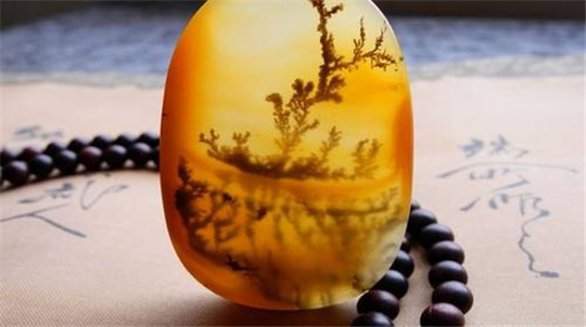 黄龙玉会变色掉价，怎么办？  第2张