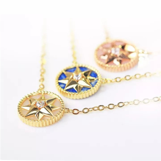 国际珠宝大牌们和平价材质那些事  第14张