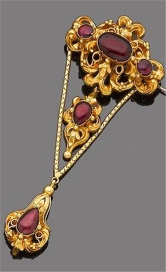 冰种和翡翠精美的石榴石胸针，一起了解下  第2张