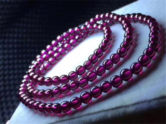 上好的紫罗兰翡翠手镯12个生辰石，快来看看你的生辰石是什么？  第1张