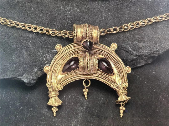 希腊罗马时期的珠宝特色，长见识！  第1张