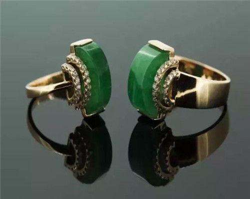 怎么到缅甸买翡翠原石缅甸翡翠与中国祖母绿优劣大pk！  第3张