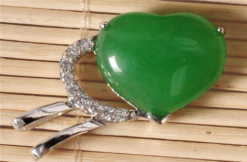 这些玉石常被用来冒充翡翠，你认识吗？  第5张