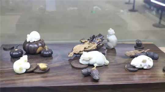 在新疆可以拾到的蛋白玉，玉石的后起之秀？  第2张