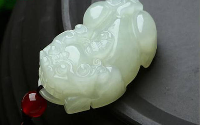 翡翠手镯54g算重吗怎样给貔貅开光 用正确方式给貔貅开光保护未来一帆风顺   第1张