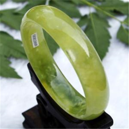 蓝田玉中出彩的蓝田墨玉，你了解吗？  第1张