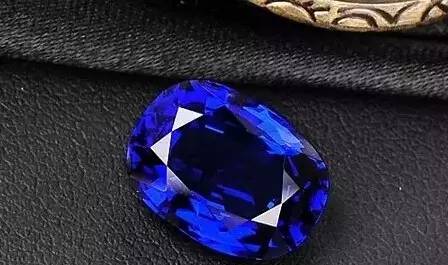 翡翠8000万这些高逼格的红蓝宝石品种，你认识几个？  第1张