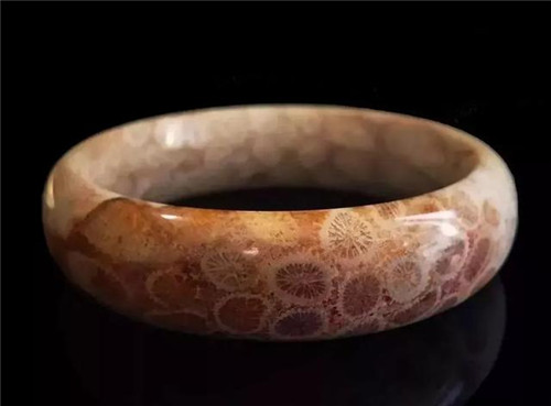 翡翠原石起冰渣好吗这7款玉石颜值和价值都很赞，而且最难造假的！  第5张