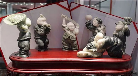 这几种最牛的玉石，哪天天上掉馅饼捡到一块，可千万别当普通石头扔了  第3张