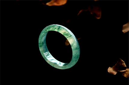 5000万翡翠手镯鉴定翡翠的方法有很多，教你几招看明白   第2张