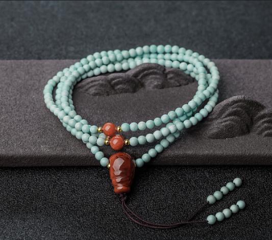 女人戴绿松石的好处有哪些？  第1张