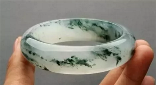 这几种玉石得谨慎区分，避免受损失！  第3张