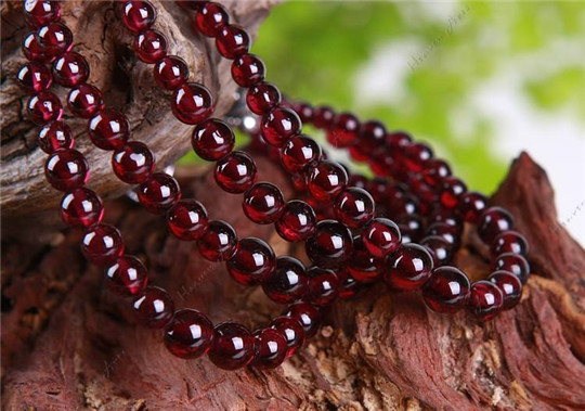 石榴石的六大功效与作用  第3张