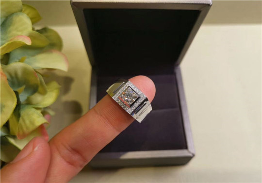 珠宝越来越受到男士们的追捧，什么情况？  第1张