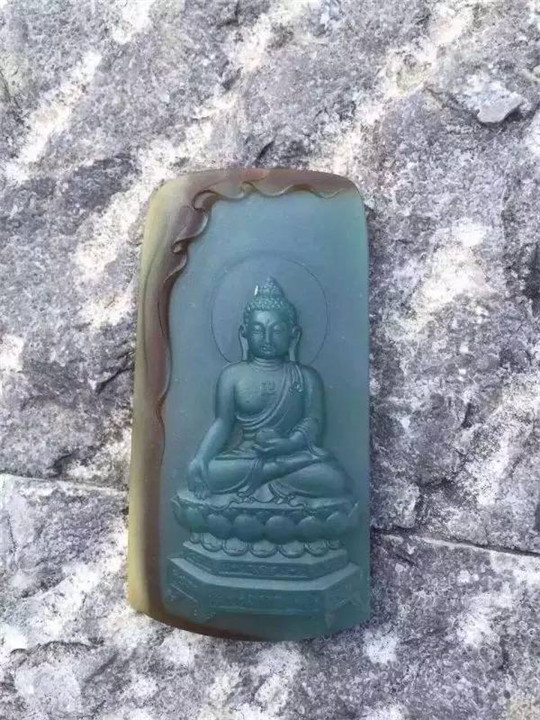 玉石的抛光是怎么回事？对价值有影响吗？  第3张