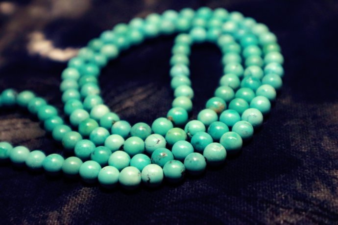 真假老坑玻璃种翡翠图除颜色外，这些因素还影响着绿松石的价格  第3张