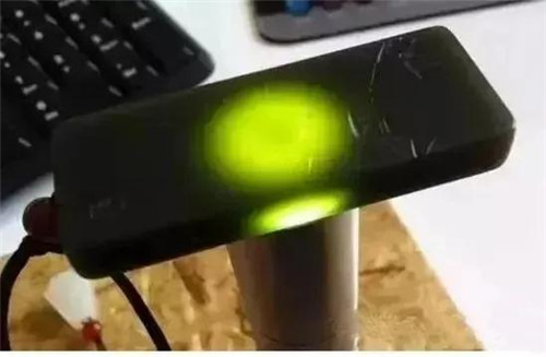 翡翠原石起冰渣好吗这7款玉石颜值和价值都很赞，而且最难造假的！  第8张