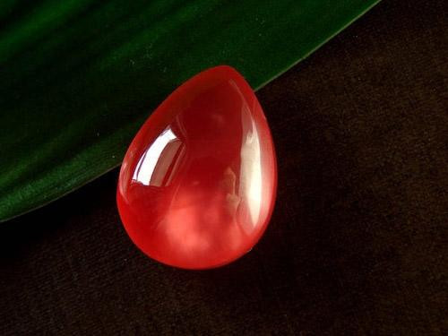 翡翠冰种阳绿价格哪里的冰种红纹石最好？  第1张