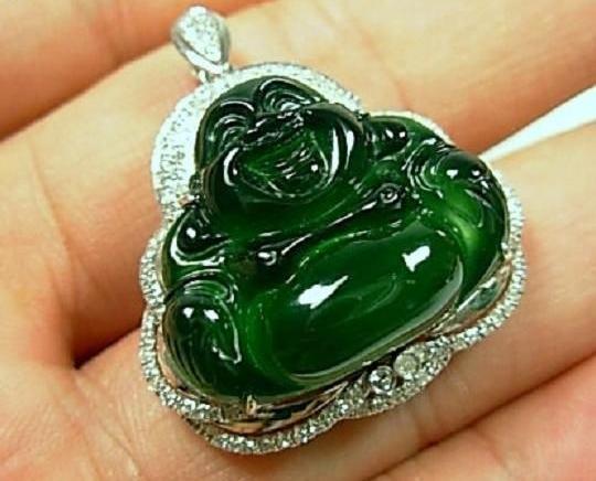 老坑冰种翡翠价格多少 它比一般冰种翡翠更贵   第2张