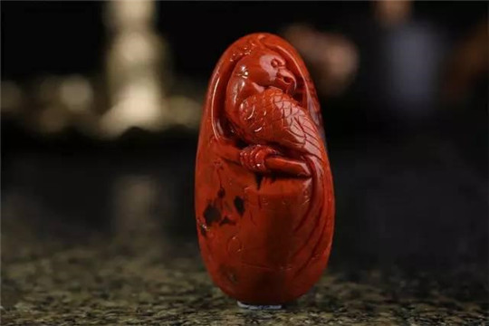 金丝玉与南红玛瑙长相相似，价格却千差万别！  第3张