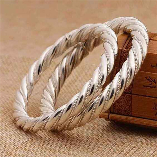 印象眸翡翠手镯银手镯的款式认识，切勿轻信忽悠损失大  第3张