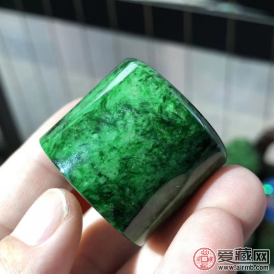 辨别花青翡翠办法有哪些？ 