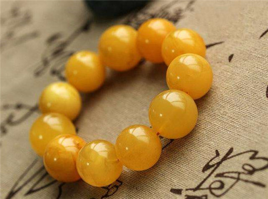 琥珀蜜蜡的升值空间到底有多大？  第4张