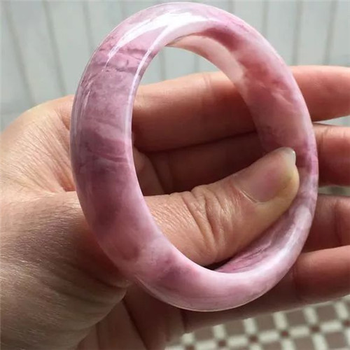 这几种玉石价值不高，您可要长点心！  第6张