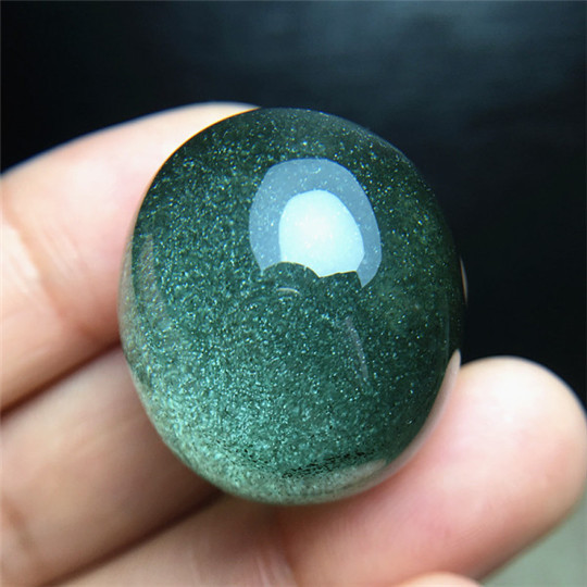 玉器和翡翠鉴别方法绿幽灵有哪几种？什么样的绿幽灵最好？  第8张