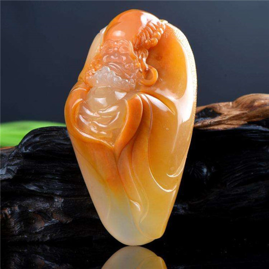 黄龙玉会变色掉价，怎么办？  第3张