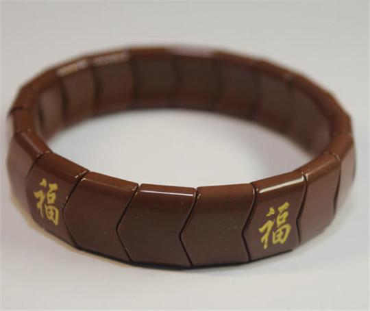 翡翠分为几个种类砭石，玉石，锗石，托玛琳，你分的清吗？  第4张