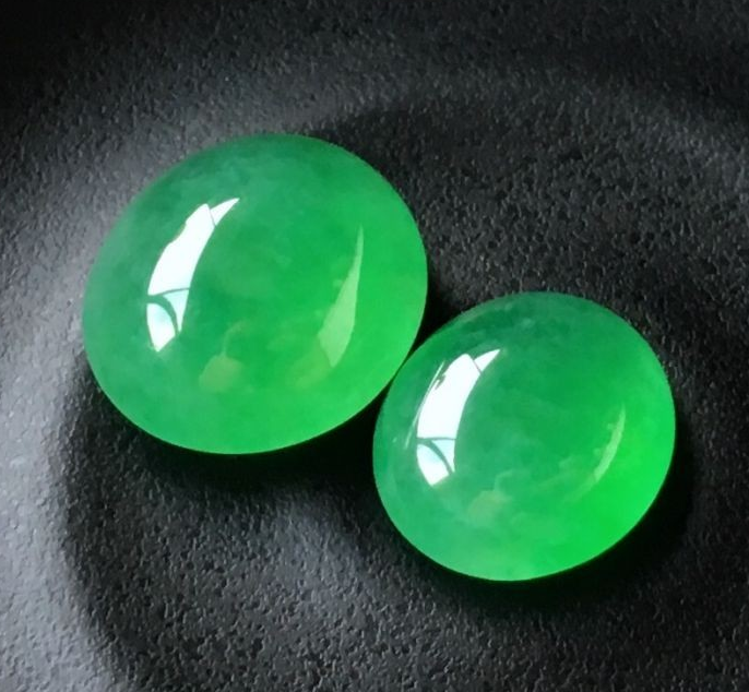 如何捡漏翡翠戒面的高端货  第1张