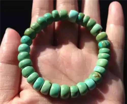 翡翠墨翠多少钱如何盘玩出一串漂亮珠子？  第2张