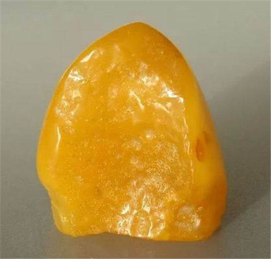 云南翡翠手镯交易市场好蜜蜡要达到哪几点？  第1张