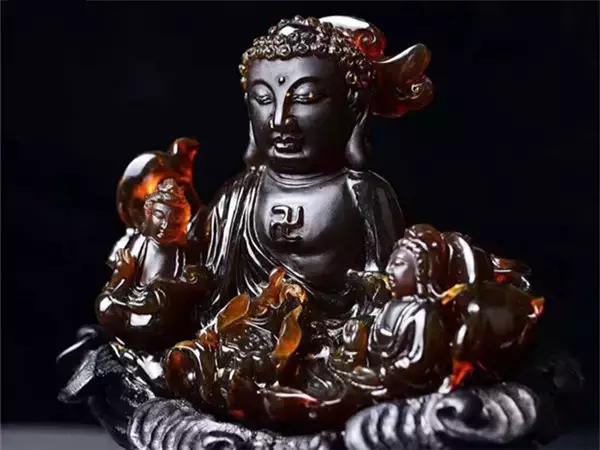 翡翠手镯 女人缅甸琥珀和波罗的海琥珀有哪些区别？  第10张