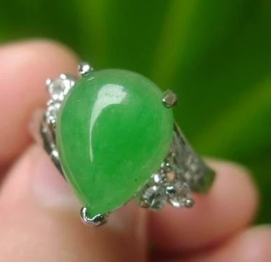 如何捡漏翡翠戒面的高端货  第5张