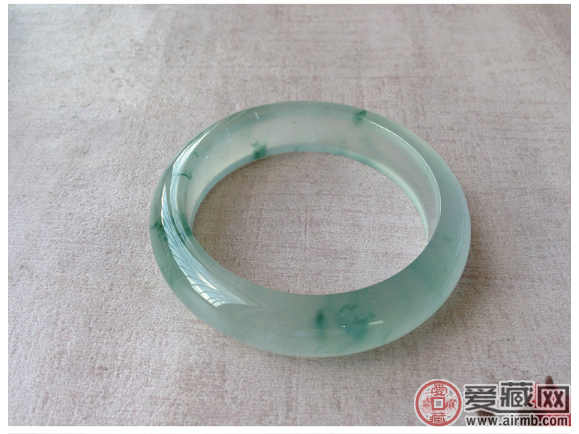 玻璃种翡翠多少钱？怎么来甄选？   第1张