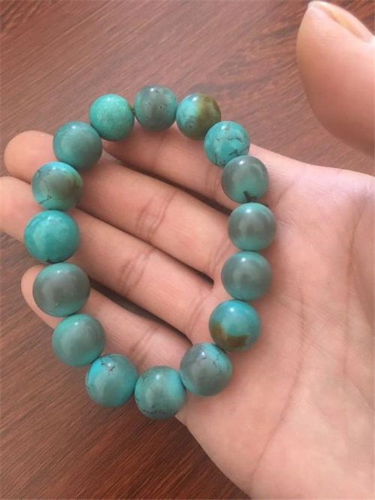 翡翠手镯手镯的价格绿松石为什么玩黑了？  第1张