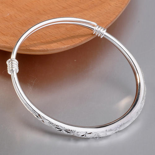 印象眸翡翠手镯银手镯的款式认识，切勿轻信忽悠损失大  第2张