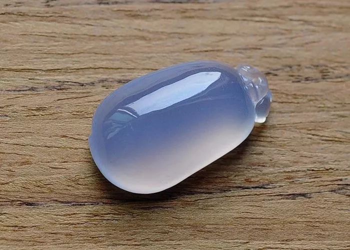 揭秘：一小块玉髓卖到了350万？  第19张