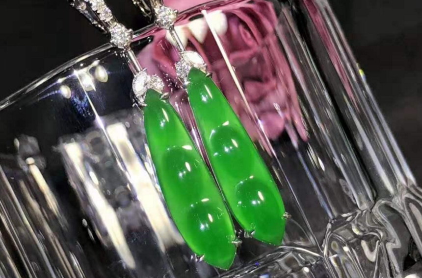 不能称斤算价格的翡翠，该如何判断它的价值呢？  第3张