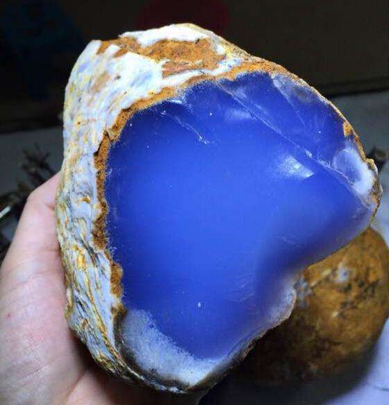 玉髓真的是玉的精髓吗？蓝玉髓为何那么贵？  第1张