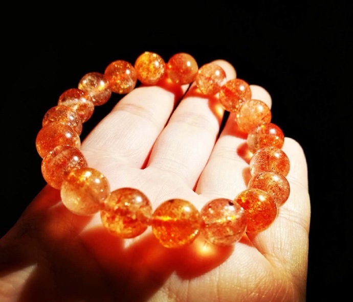 太阳石值钱吗？太阳石佩戴有什么讲究？  第9张