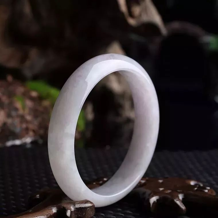 翡翠爱好者必看！翡翠行业未来十大趋势  第1张