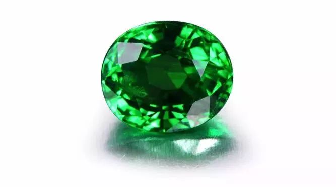 翠榴石：最贵最值钱的石榴石！  第14张