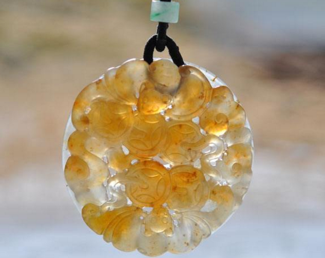 黄翡翠的价格行情如何？  第1张