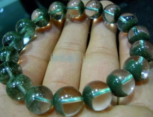 翡翠原石市场批发最具神秘感的水晶——“绿幽灵” 价格分析  第4张