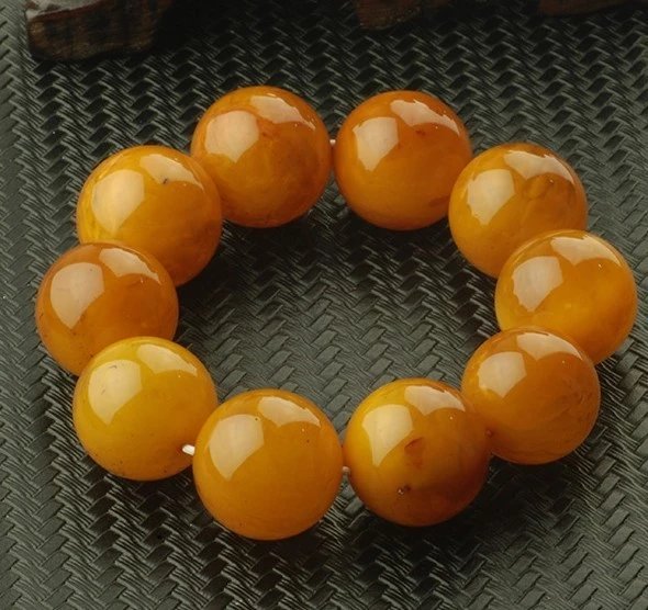 看天然琥珀价格走势，收藏价值如何？  第11张