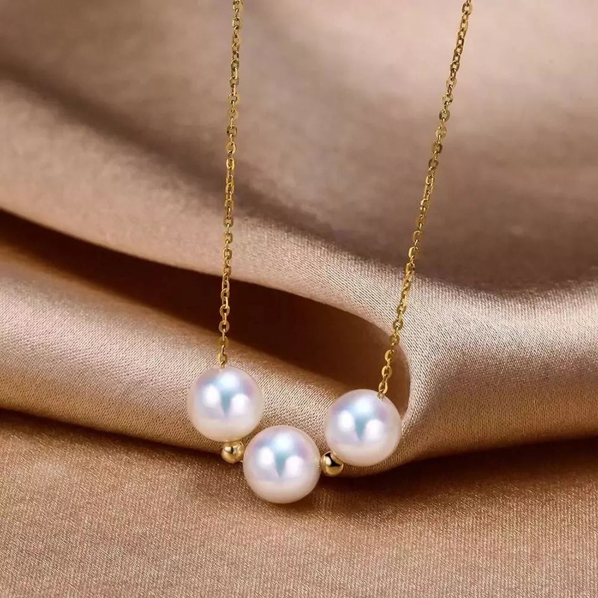 南洋珍珠和AKOYA珍珠作为升值黑马，很受市场关注，哪个更值得入手呢？  第3张